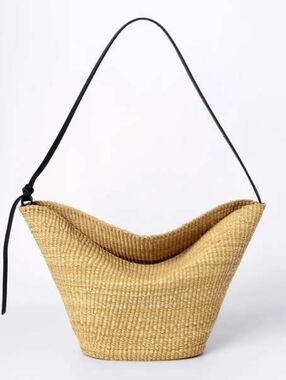 INES BRESSAND CROISSANT MEDIUM SHOULDER BAG AKAMAE N. 35 - NATURAL/BLACK